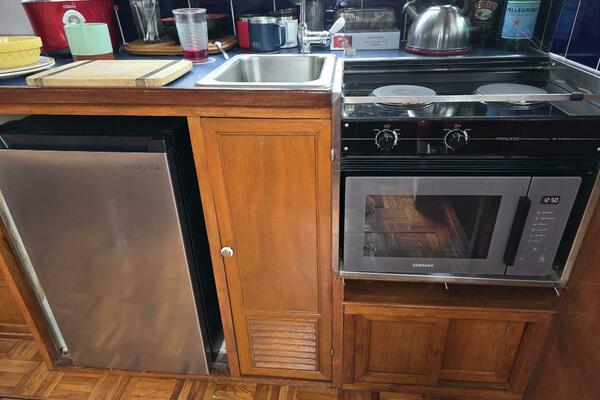 34ft Marine Trader Yacht For Sale