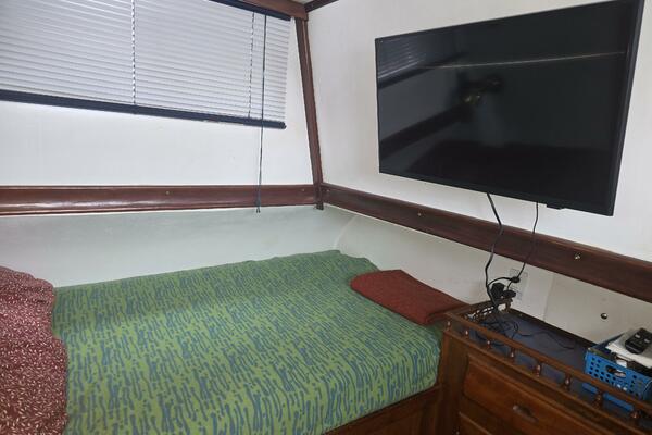 34ft Marine Trader Yacht For Sale