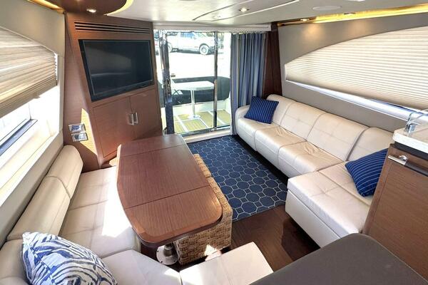 2016 Sea Ray 510 Fly 'Bateau d’Amis' - Salon