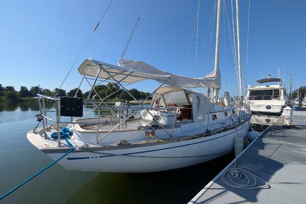 Outrageous 43ft Mason Yacht For Sale