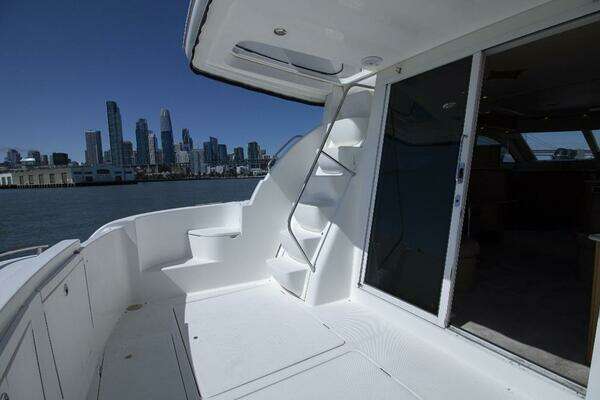 Meridian 411 Sedan Yacht For Sale