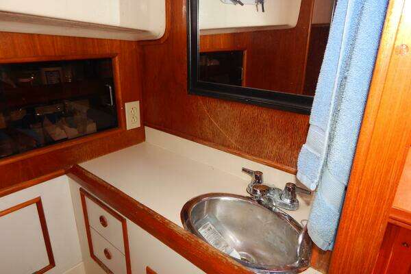 Photo of the 1989 Nonsuch Ultra "Sandpiper"