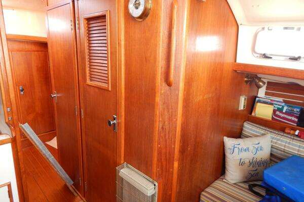 Photo of the 1989 Nonsuch Ultra "Sandpiper"