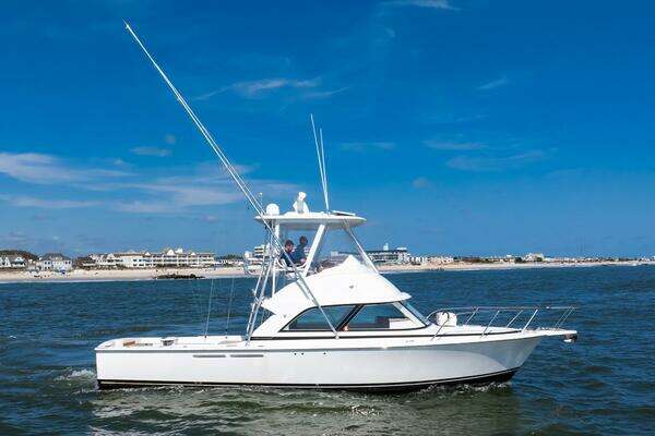 Bertram 35 Flybridge Sportfish Yacht For Sale