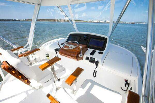 Bertram 35 Flybridge Sportfish Yacht For Sale