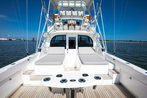 Bertram 35 Flybridge Sportfish Yacht For Sale