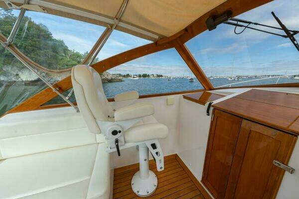 CH Marine Shelter Island Nomad Yacht For Sale