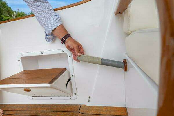 CH Marine Shelter Island Nomad Yacht For Sale