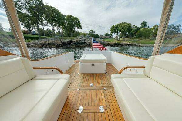 CH Marine Shelter Island Nomad Yacht For Sale