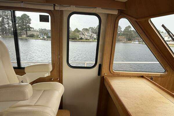 Legacy Yachts 42 Flybridge Yacht For Sale