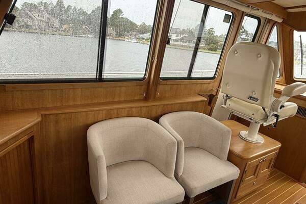 Legacy Yachts 42 Flybridge Yacht For Sale