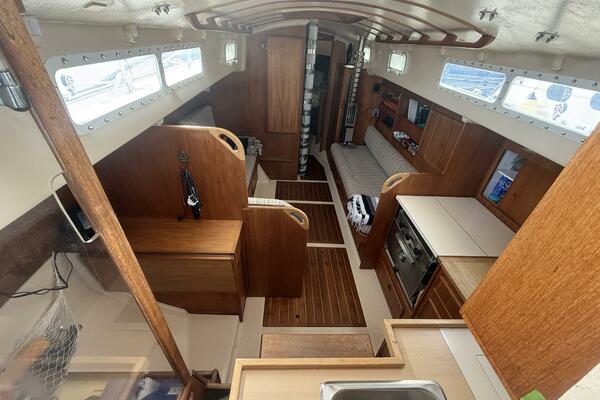 37ft Alberg Yacht For Sale