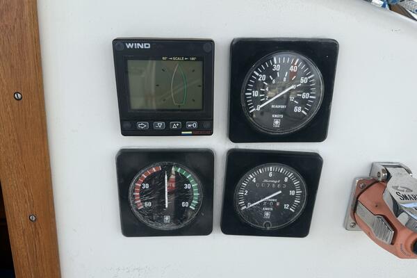 37ft Alberg Yacht For Sale