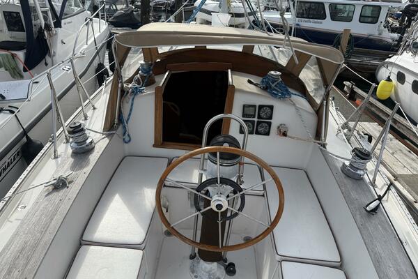 37ft Alberg Yacht For Sale