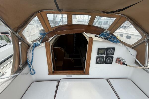 37ft Alberg Yacht For Sale