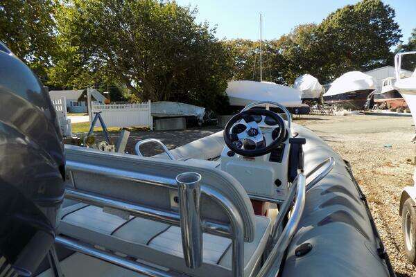 Photo of the 2013 Zodiac 4.2