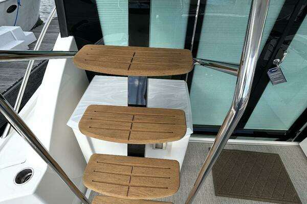 2021 Tiara Yachts 44