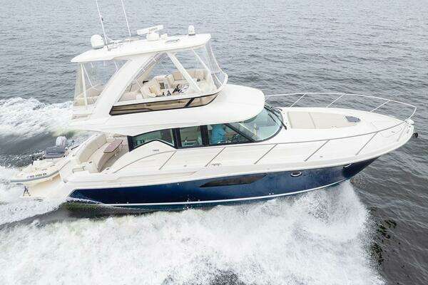 2021 Tiara Yachts 44