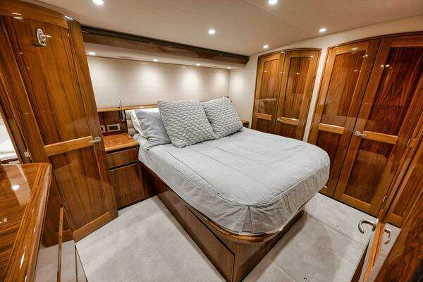 Viking 62 Yacht For Sale