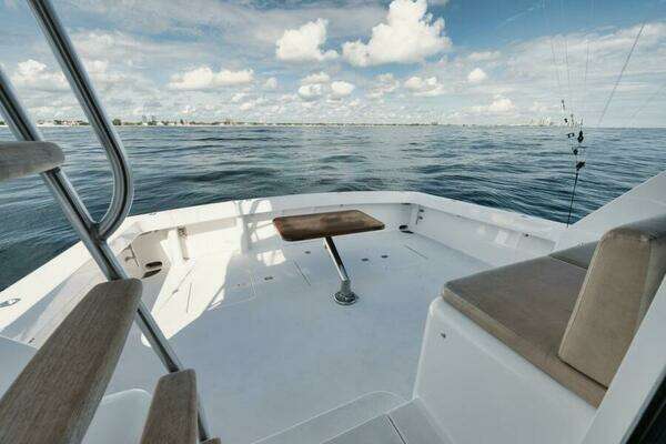 Viking 61 Yacht For Sale