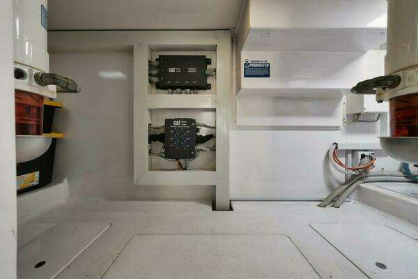 Viking 61 Yacht For Sale