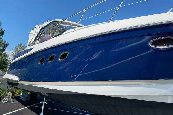 Regal 42 Sport Coupe Yacht For Sale