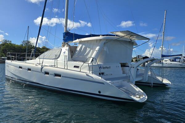 Spy Hop II 43ft Robertson  amp  Caine Yacht For Sale
