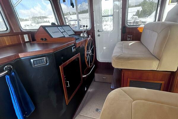Windless 37ft American Tug Yacht For Sale