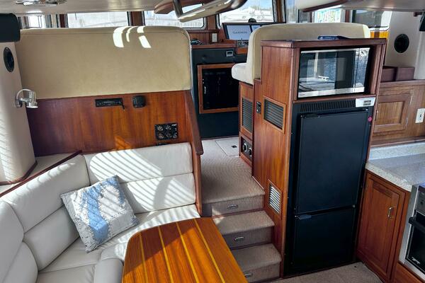 Windless 37ft American Tug Yacht For Sale