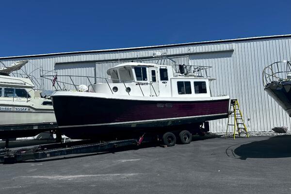 Windless 37ft American Tug Yacht For Sale