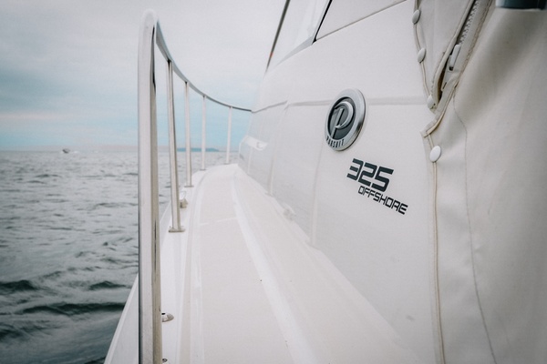 Amazing Grace 32ft Pursuit Yacht For Sale