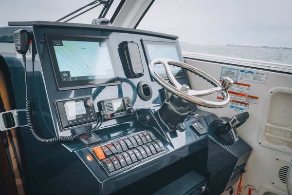 Amazing Grace 32ft Pursuit Yacht For Sale