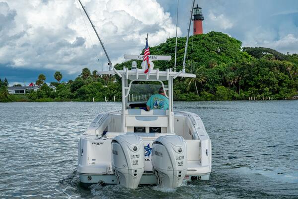MIMI TOO 30ft Robalo Yacht For Sale