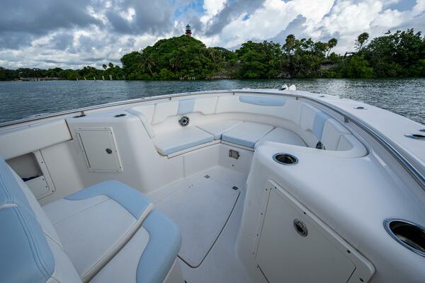 MIMI TOO 30ft Robalo Yacht For Sale