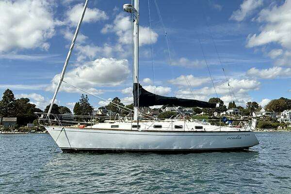 Photo of the 1997 Tartan 3800 "Acadia"