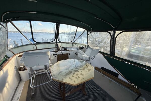 38ft Marine Trader Yacht For Sale