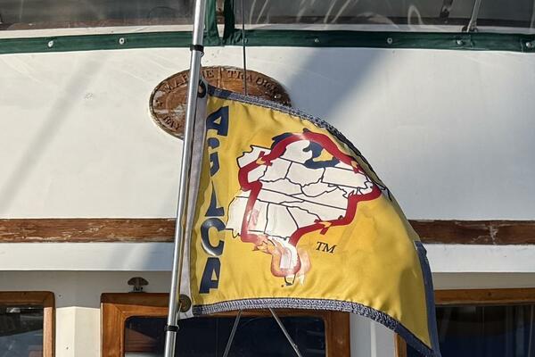 38ft Marine Trader Yacht For Sale