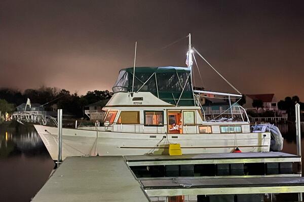 38ft Marine Trader Yacht For Sale