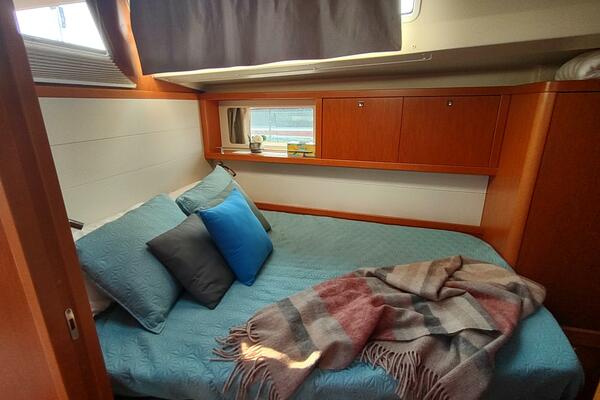 Indigo Sea 57ft Beneteau Yacht For Sale Indigo Sea 57ft Beneteau Yacht For Sale