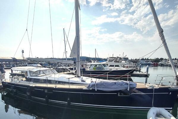 Indigo Sea 57ft Beneteau Yacht For Sale Indigo Sea 57ft Beneteau Yacht For Sale