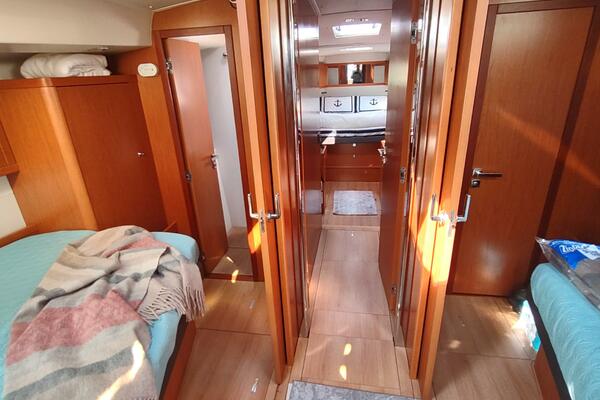 Indigo Sea 57ft Beneteau Yacht For Sale Indigo Sea 57ft Beneteau Yacht For Sale