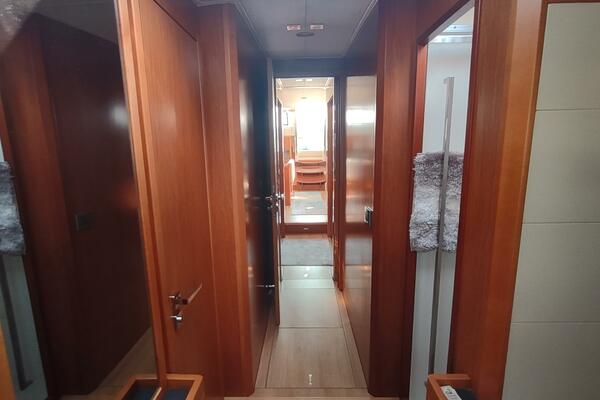 Indigo Sea 57ft Beneteau Yacht For Sale Indigo Sea 57ft Beneteau Yacht For Sale