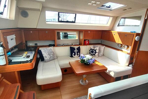 Indigo Sea 57ft Beneteau Yacht For Sale Indigo Sea 57ft Beneteau Yacht For Sale