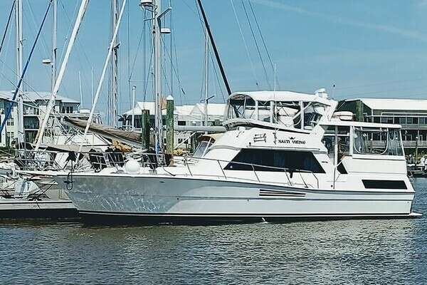 44-ft-Viking-1989-44-Nauti Viking Edgewater Maryland United States  yacht for sale