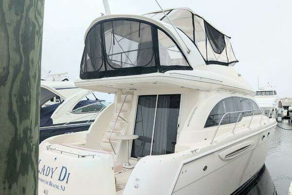 2004 Meridian 46