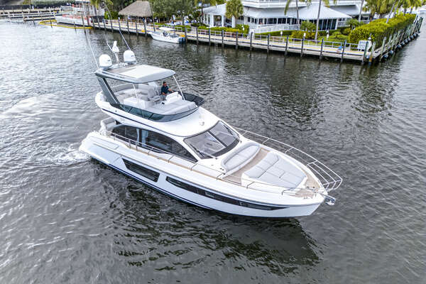 Azimut - 53 FLY
