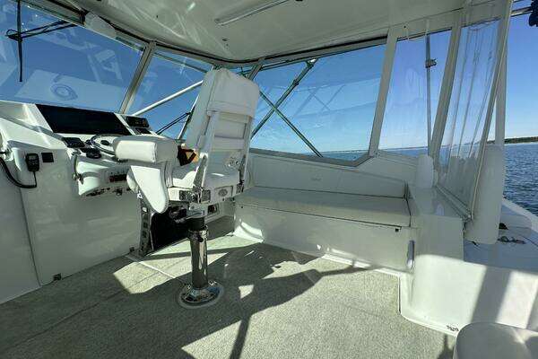 Topaz 40 Express Yacht For Sale