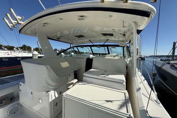 35ft Tiara Yachts Yacht For Sale