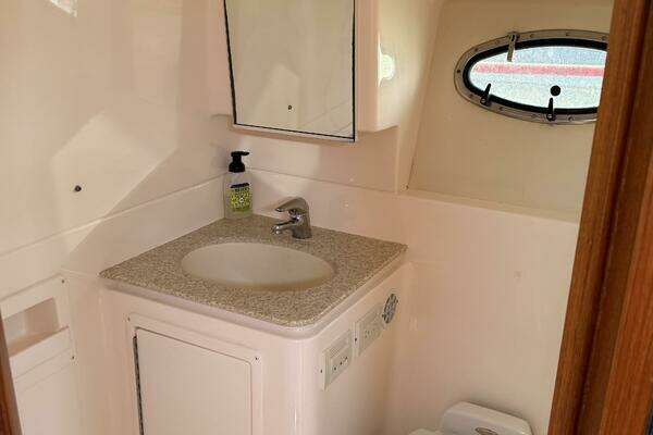 2003 Tiara Yachts 35