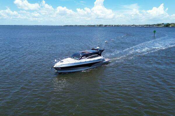 Real 40 HT Luxury  Yacht For Sale